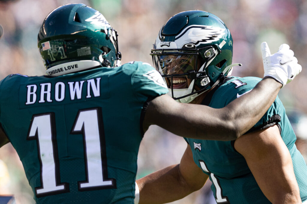 Week 9 DraftKings Thursday Night Football Showdown: Philadelphia Eagles at  Houston Texans, Fantasy Football News, Rankings and Projections