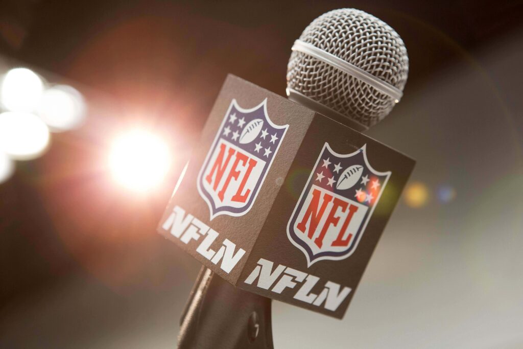 Your 2022 NFL Week 13 announcing schedule