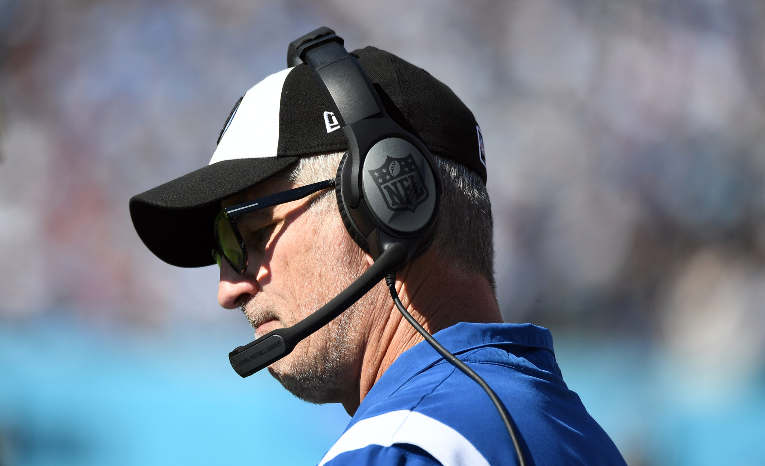 Colts head coach Frank Reich announces QB Carson Wentz will