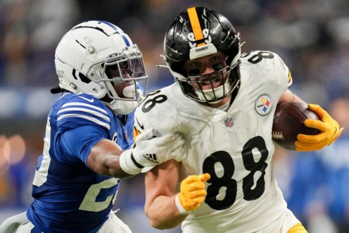 2022 Fantasy Football TE Sleepers: Cole Kmet, Gerald Everett, Isaiah Likely  & MORE 