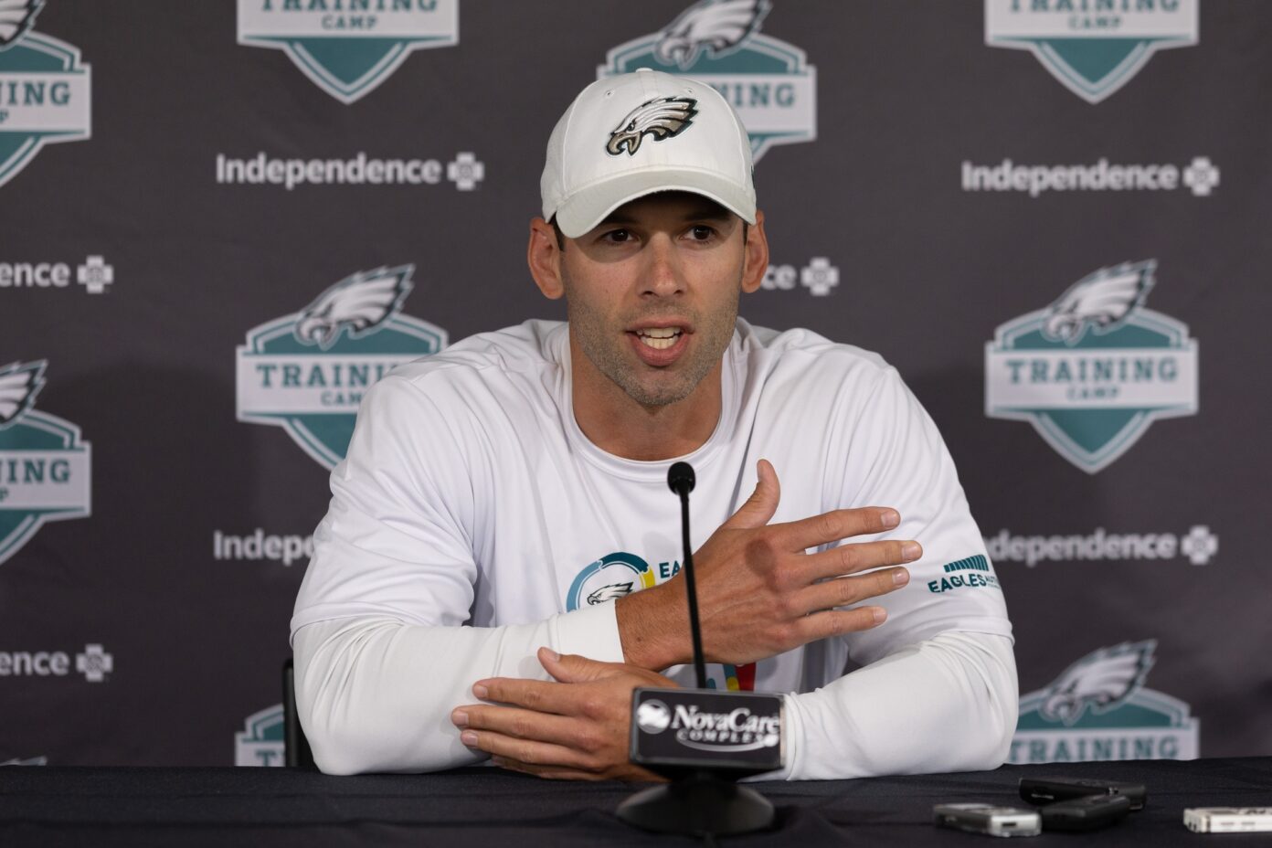 Jonathan Gannon NFL Coaching Profile Will the Eagles DC Land a Head