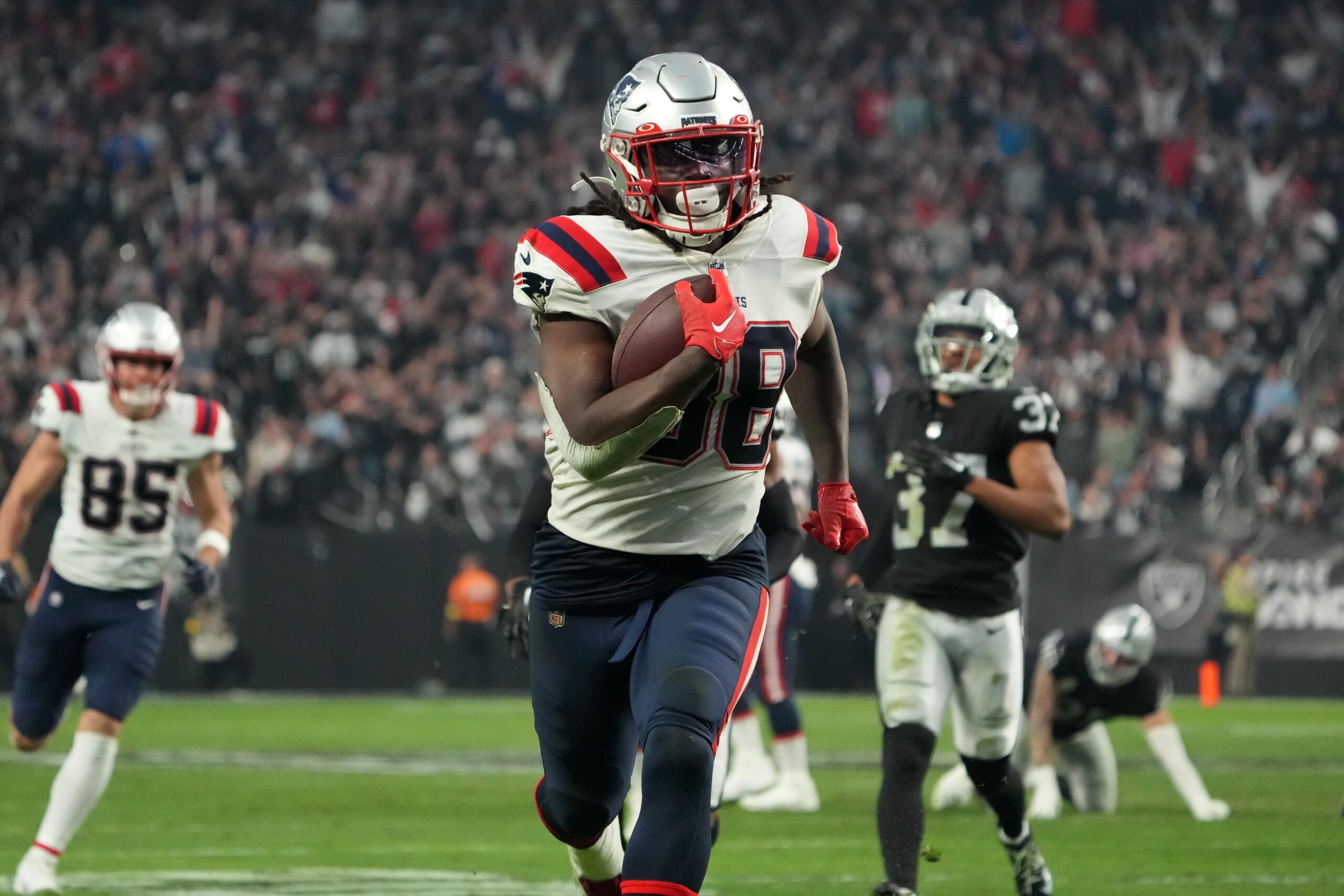 New England Patriots vs. Dallas Cowboys Start 'Em, Sit 'Em: Players To  Target Include Rhamondre Stevenson, Dak Prescott, Jake Ferguson, and Others