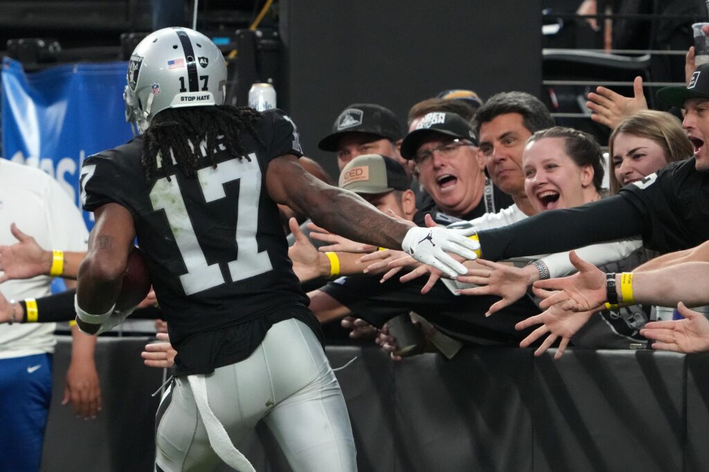 Raiders vs. Steelers Prediction, Odds and Picks for Week 16