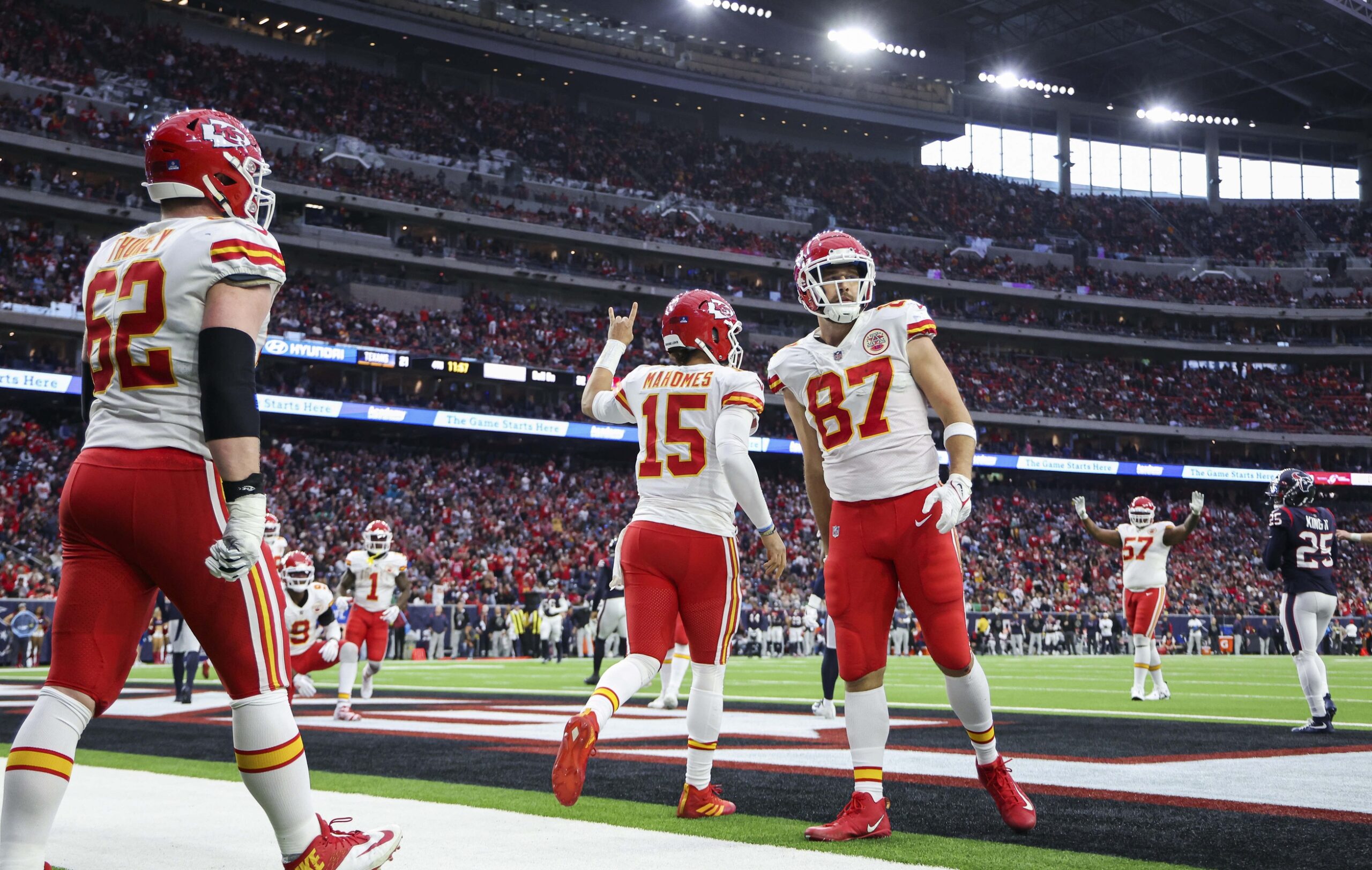 How KC Chiefs should game plan for Seattle Seahawks in Week 16