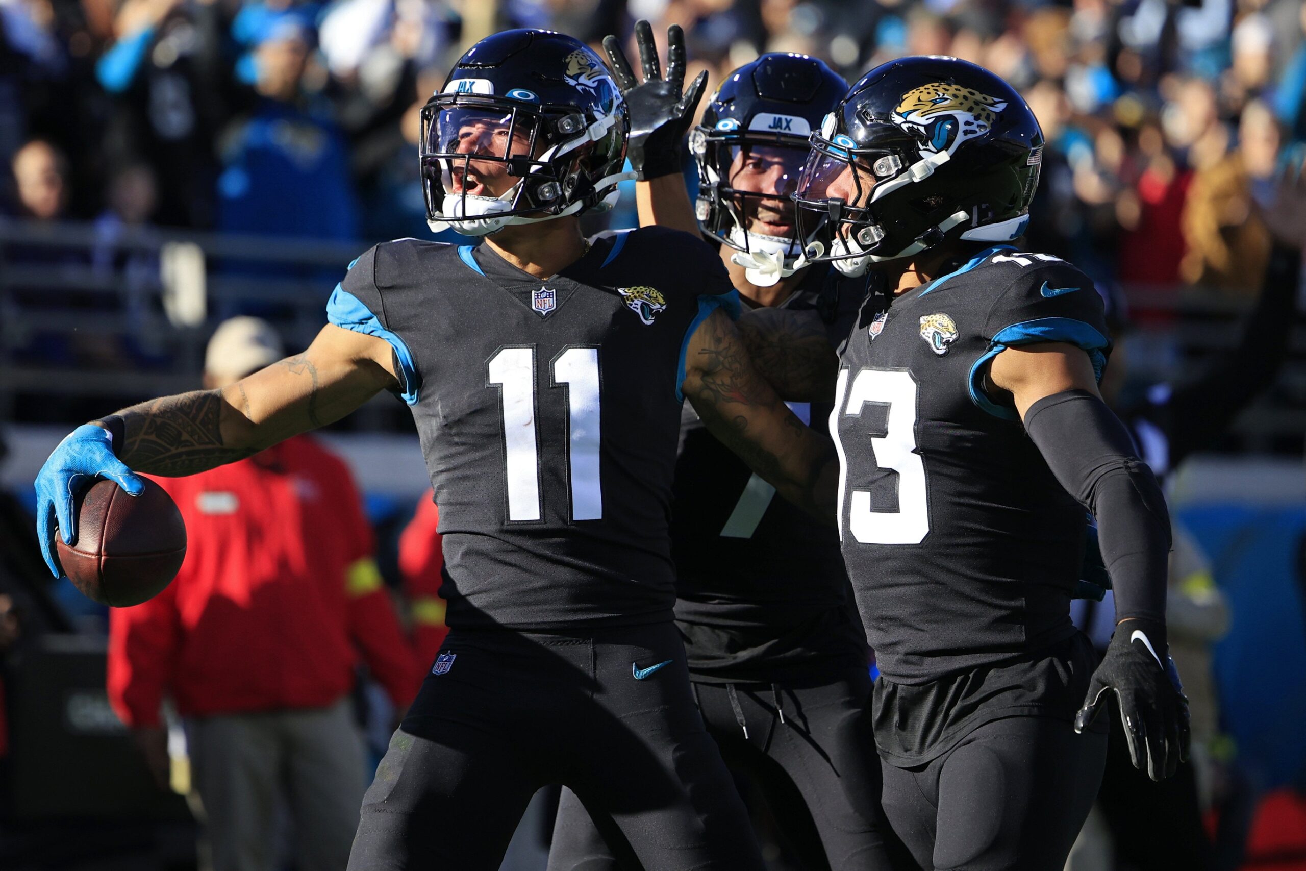 Jacksonville Jaguars wide receiver Zay Jones (7) runs during an