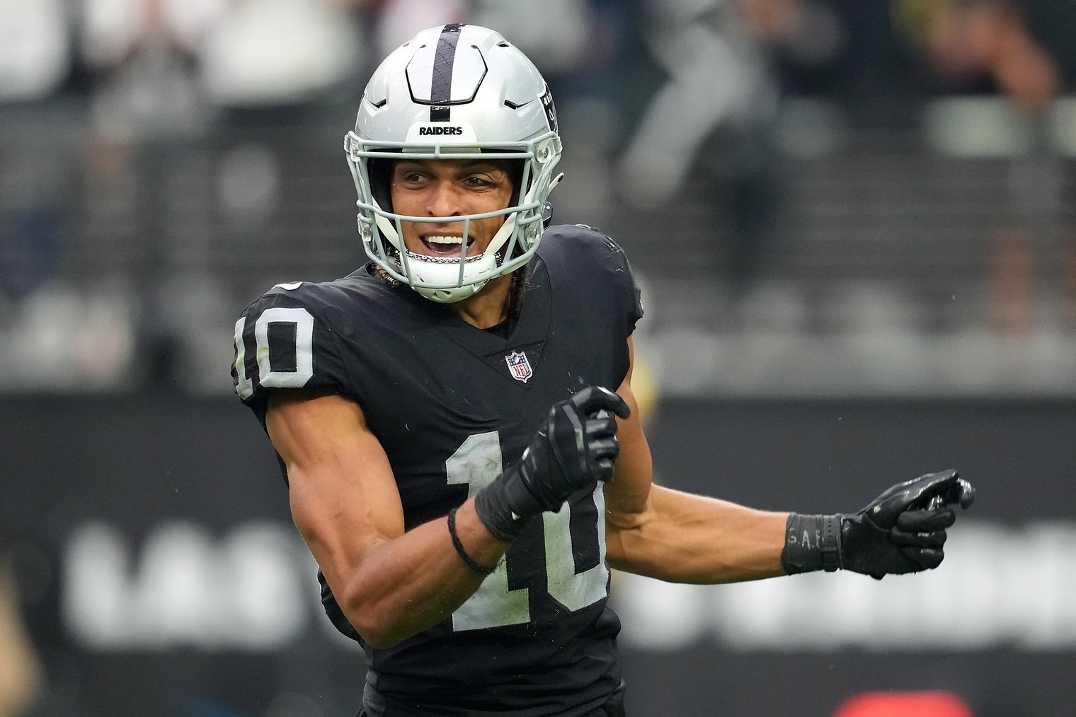 Mack Hollins Waiver Wire Week 16: Should You Add the Raiders Wide Receiver  Against the Steelers?