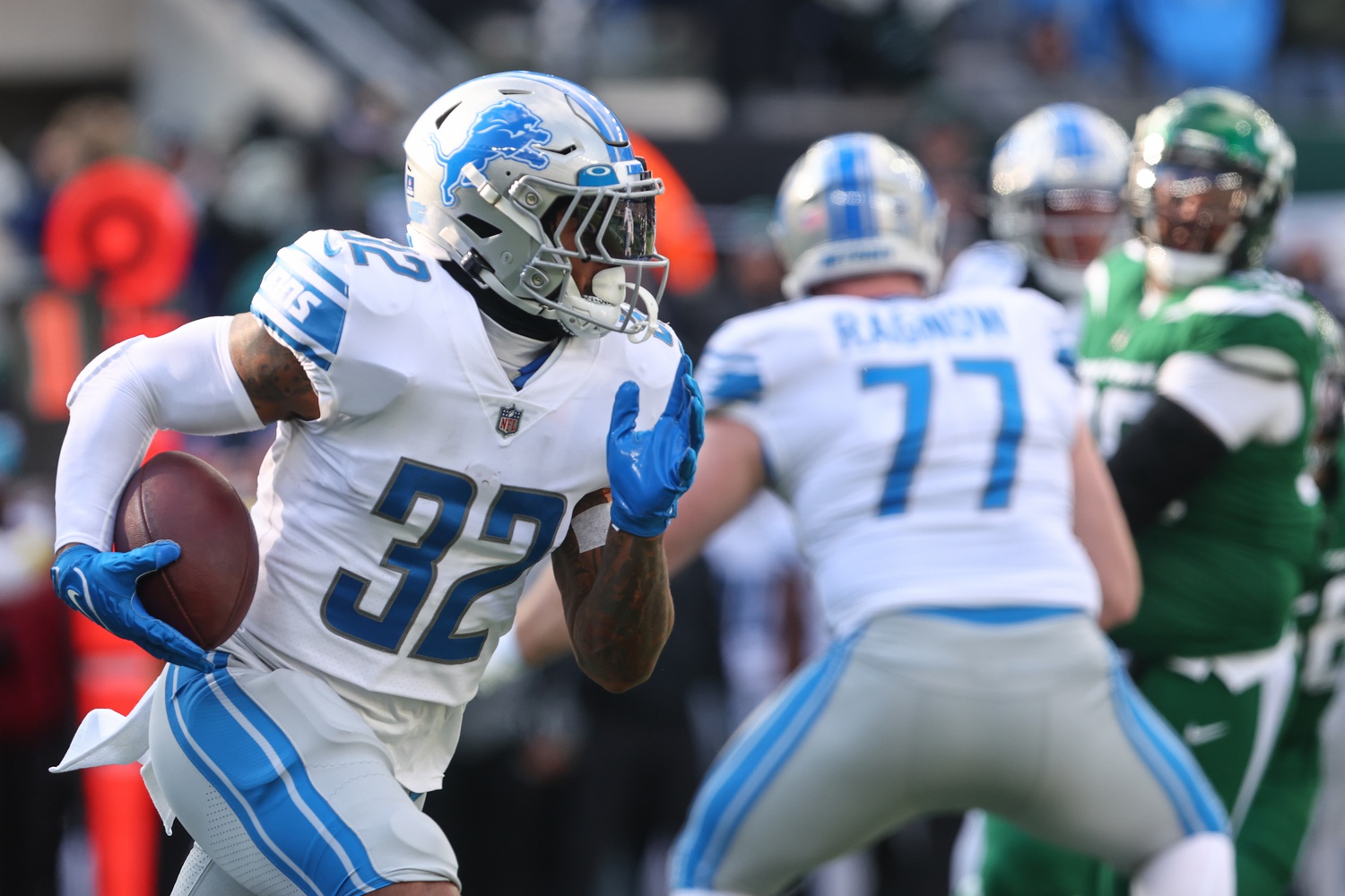 Fantasy Half-PPR Rankings Week 16: Deon Jackson, Chuba Hubbard