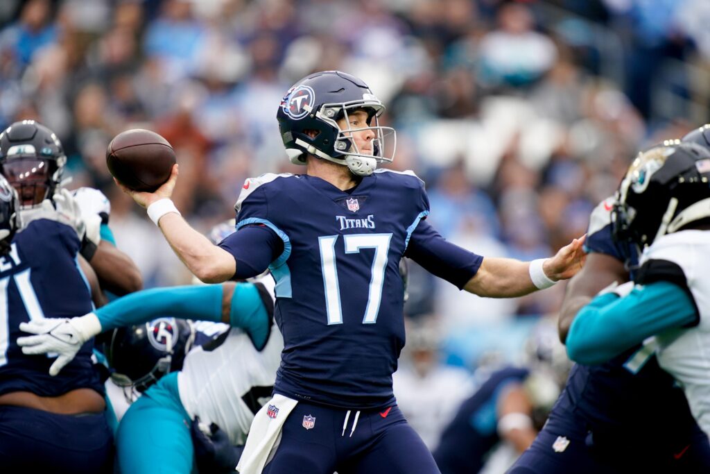 NFL Week 9 Injuries: Who Is The Titans Starting QB?