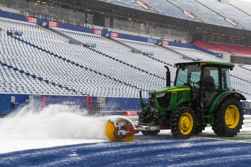 Frozen Fins: Dolphins to face Buffalo snowstorm after using heaters in LA –  NBC Sports Boston