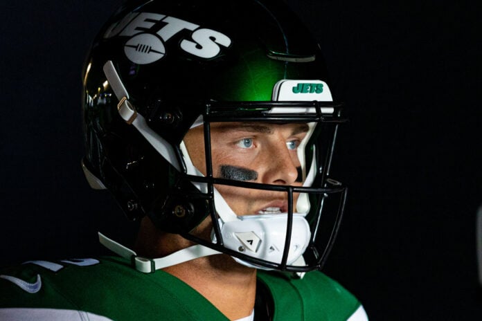 Jets' Zach Wilson is trying to block out the criticism, but knows