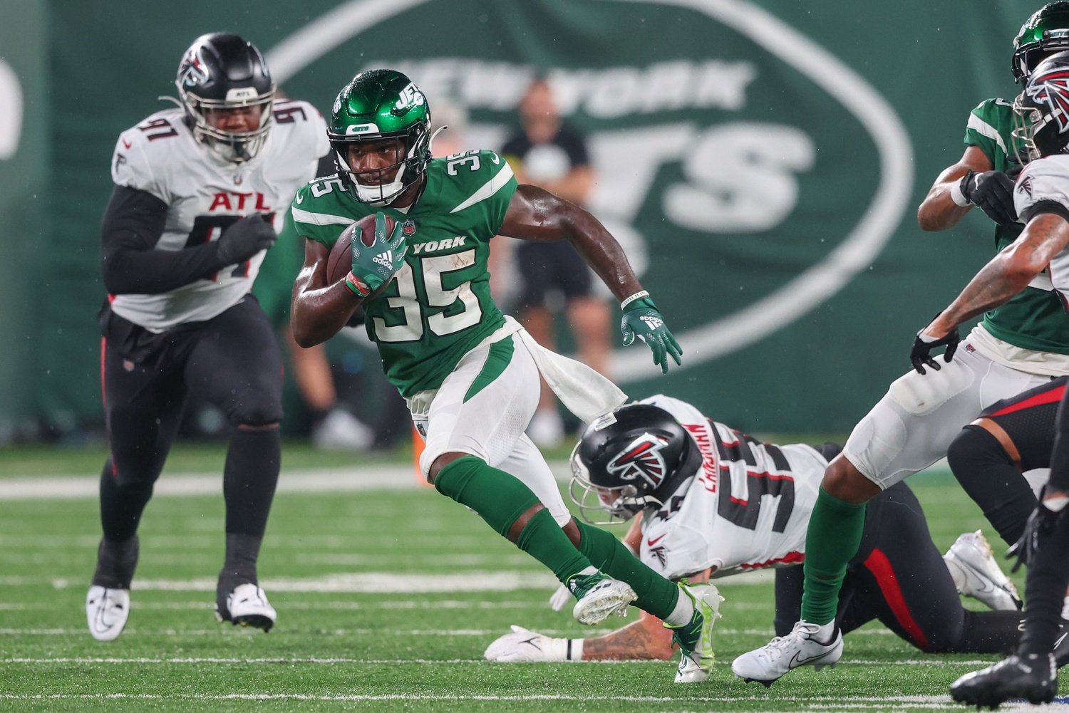 New York Jets: Things to know about new RB Zonovan Knight