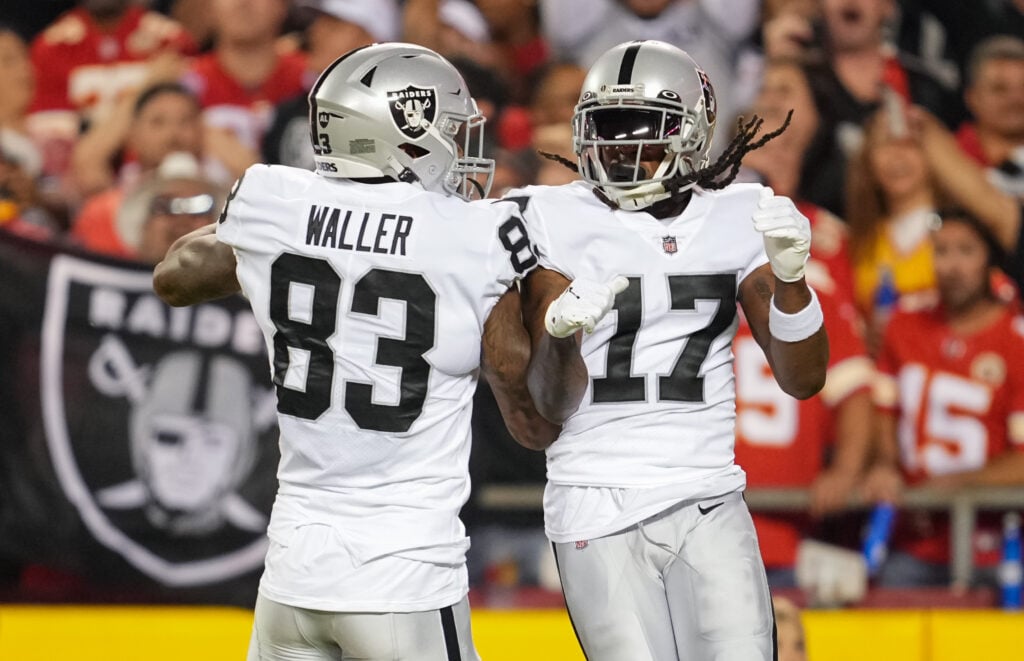 Raiders activate Darren Waller and Hunter Renfrow ahead of Week 15