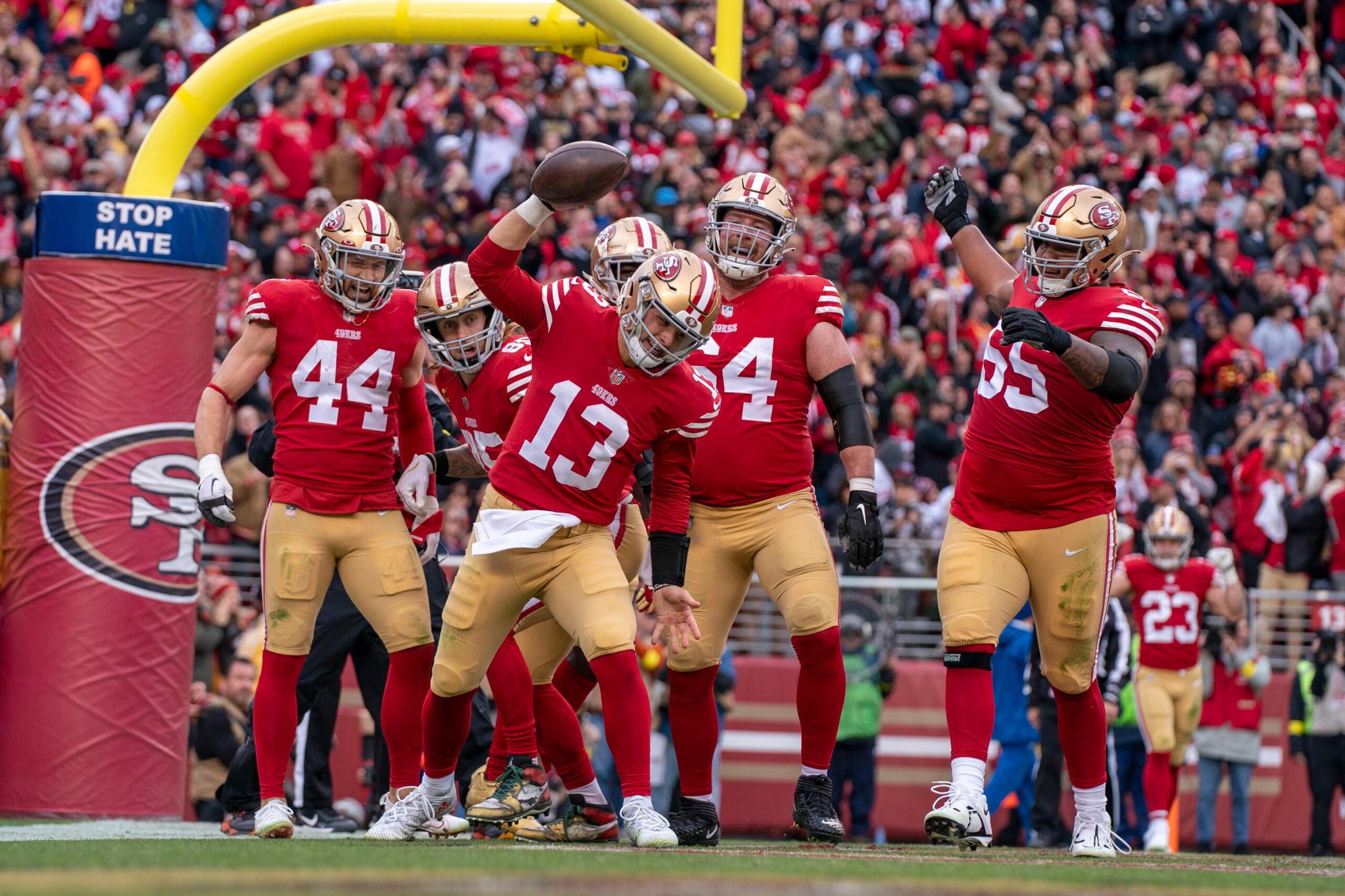 Brock Purdy makes 49ers history as S.F. surges past Commanders in