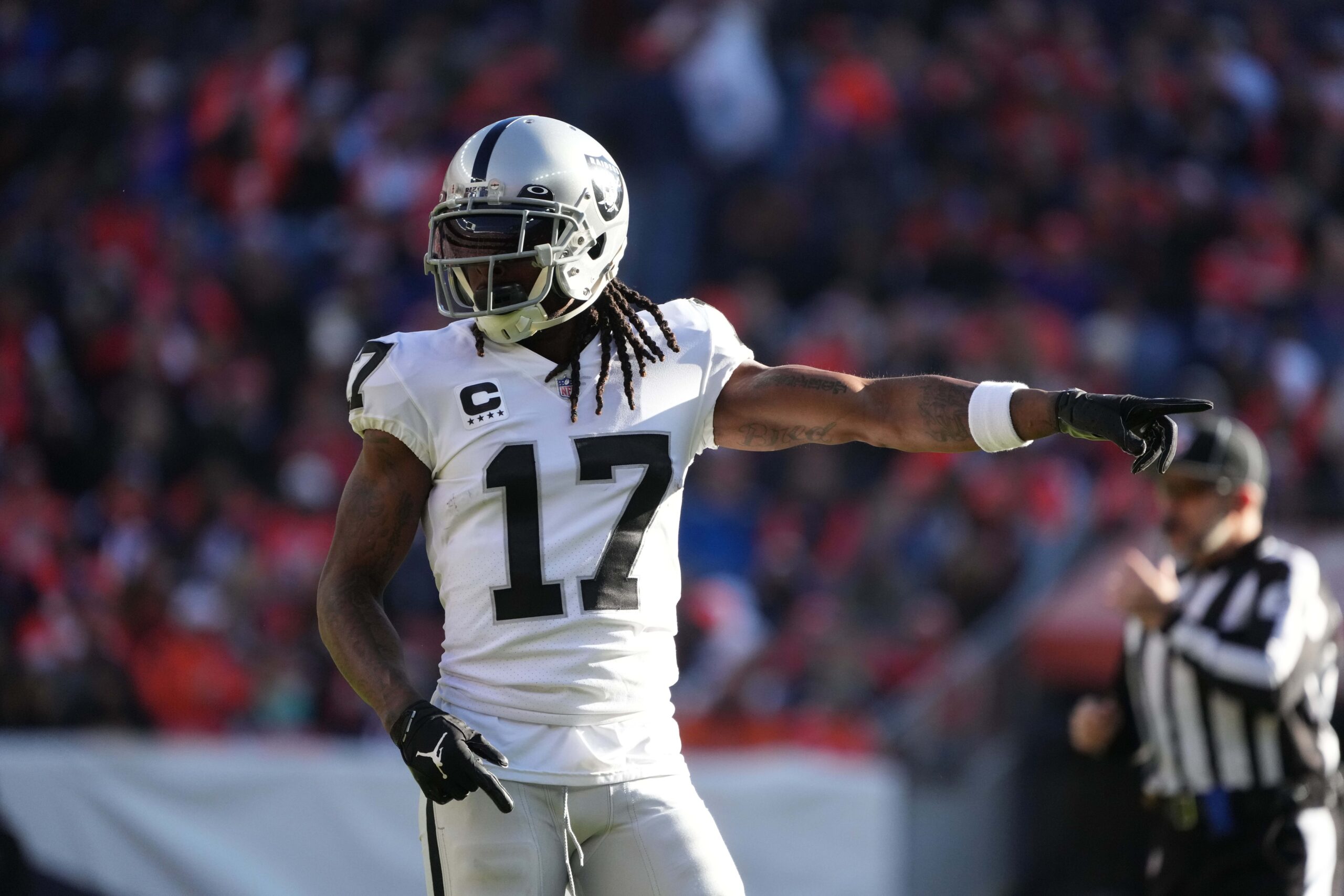 Raiders Betting Predictions for Week 14 Against Rams on TNF