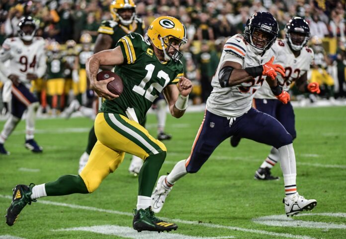 Aaron Rodgers Green Bay Packers Chicago Bears 