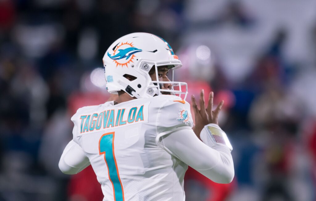 Tua Tagovailoa injury update: Dolphins QB dealing with ankle