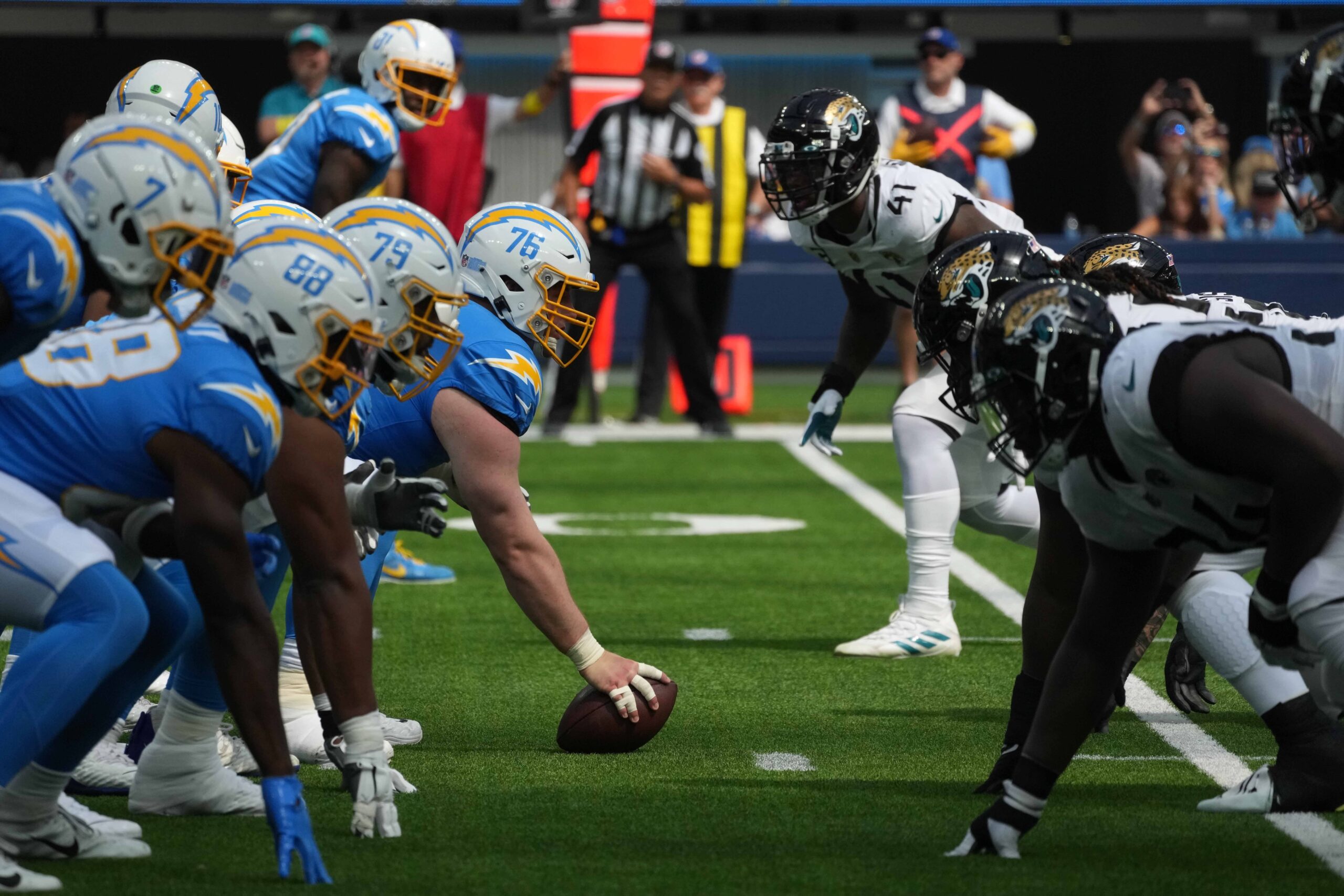 Chargers at Jaguars: AFC wild card preview, prediction