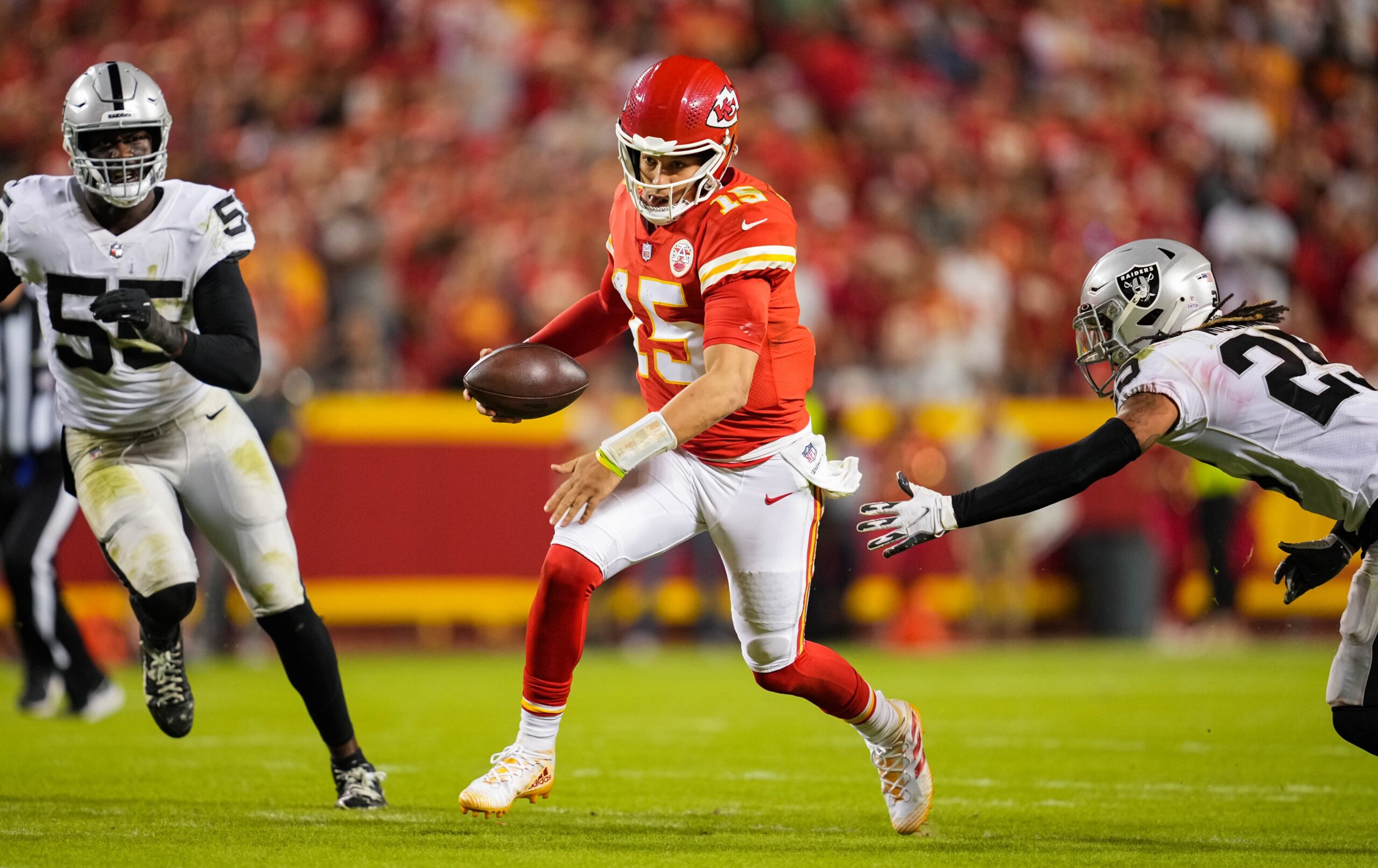 Raiders-Chiefs Week 18 preview: Can Las Vegas ruin Kansas City's