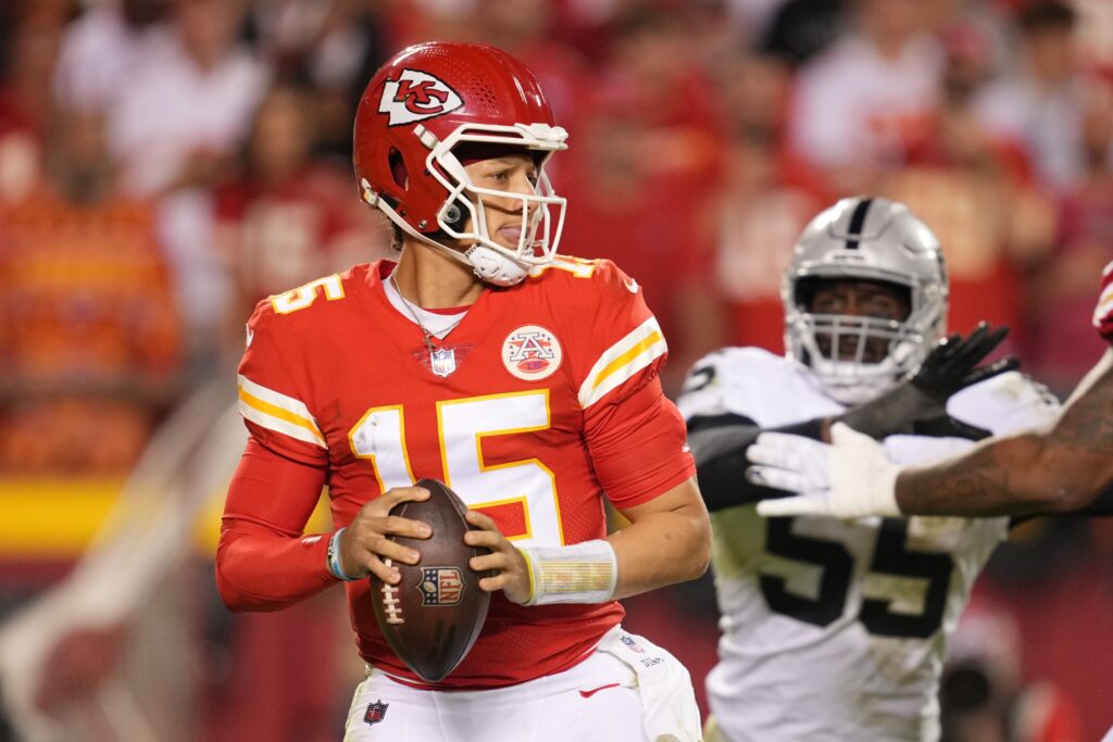 Raiders vs. Chiefs Betting Odds, Predictions & Picks (December 1