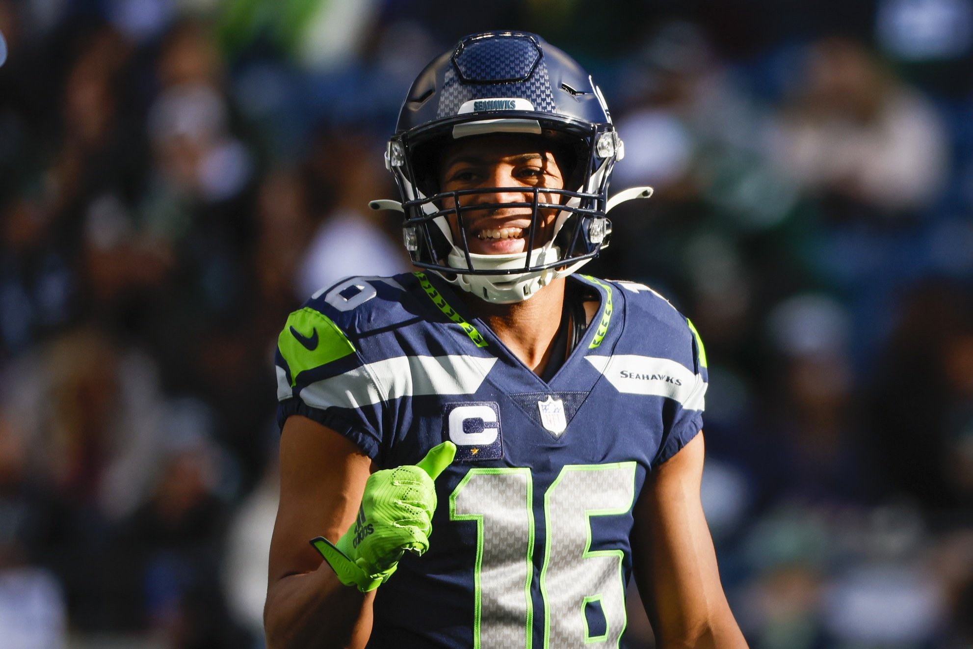 NFL star Tyler Lockett may miss rest of season after breaking