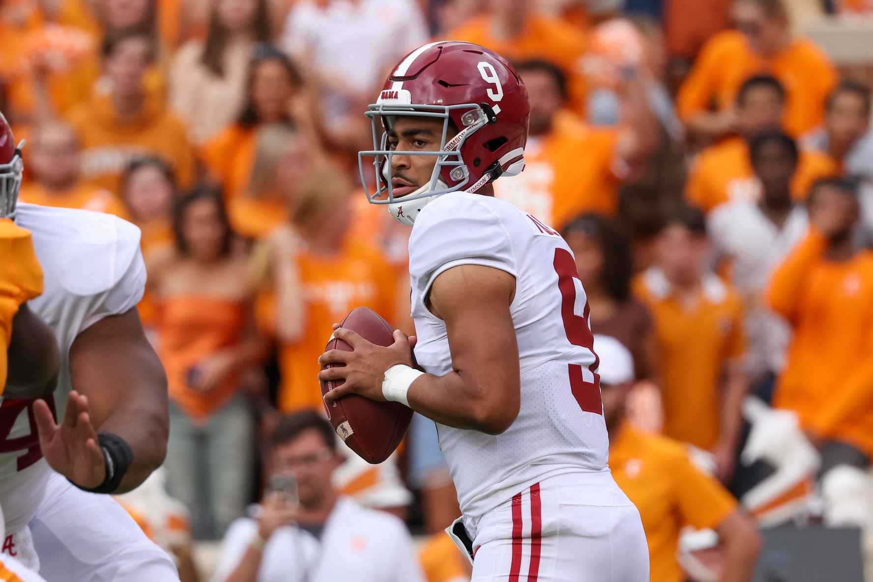 2023 NFL Mock Draft: Five QBs go in first round, including Colts