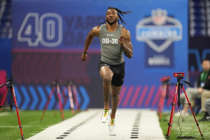 LSU safety Jay Ward runs the 40-yard dash at the NFL Scouting Combine.