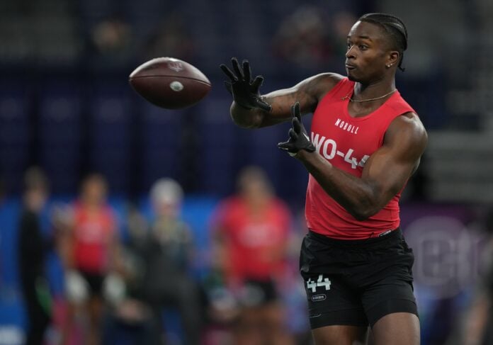 Florida wide receiver Justin Shorter participates in drills during the NFL Combine.