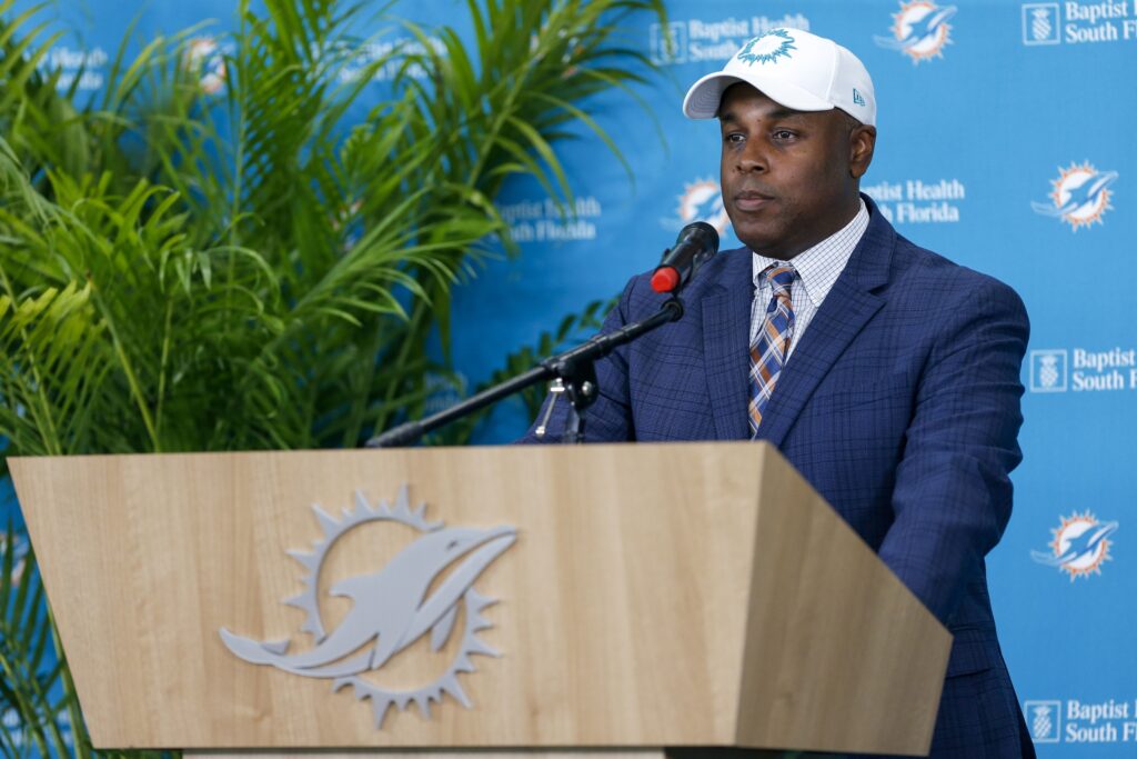 Steelers mailbag: Should they try to get another Dolphins first-round pick?