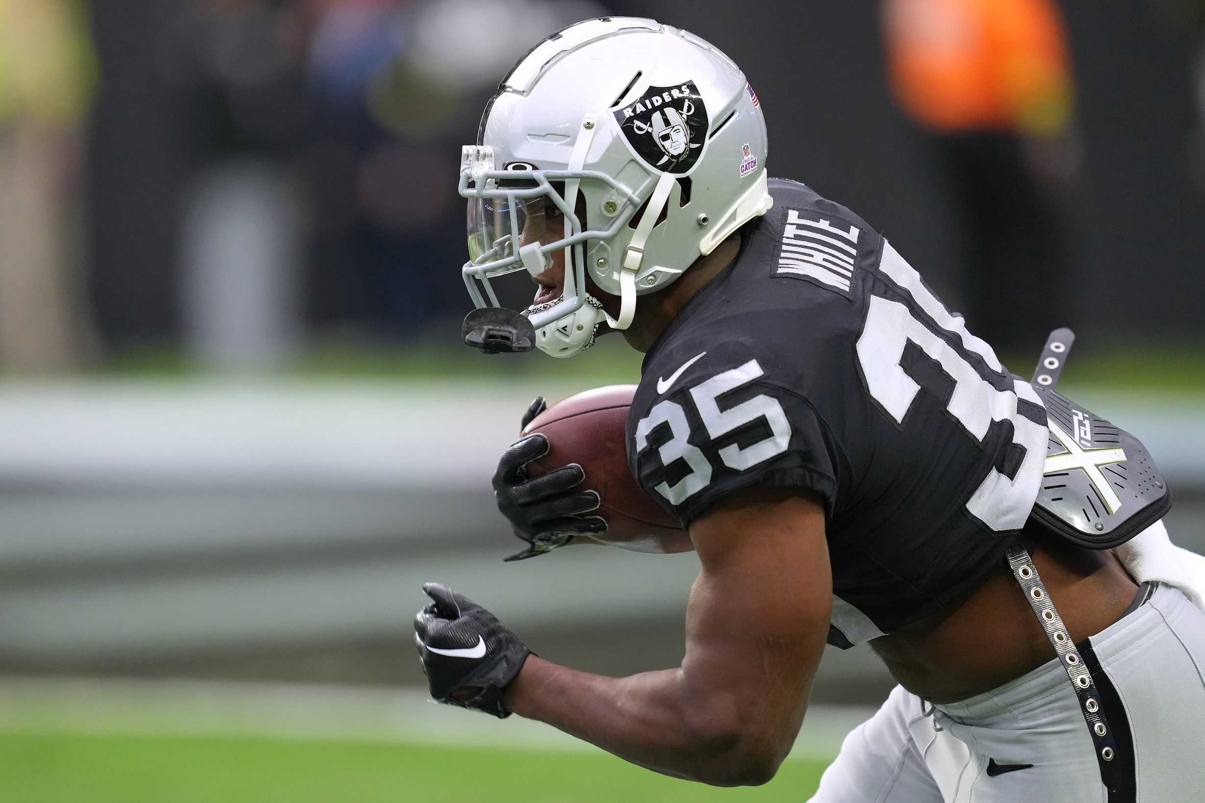 Chiefs vs. Raiders DFS Picks: Lineup Includes Zamir White, Davante