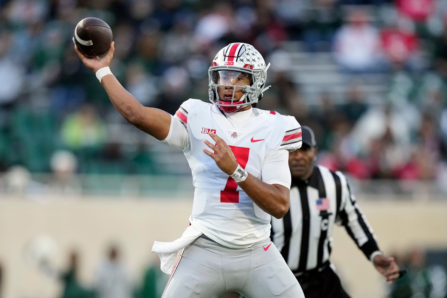 Ohio State Buckeyes quarterback C.J. Stroud (7) throws the ball