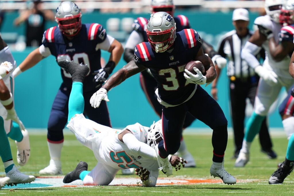 New England Patriots: Bet on a Damien Harris 1500-yard rushing season