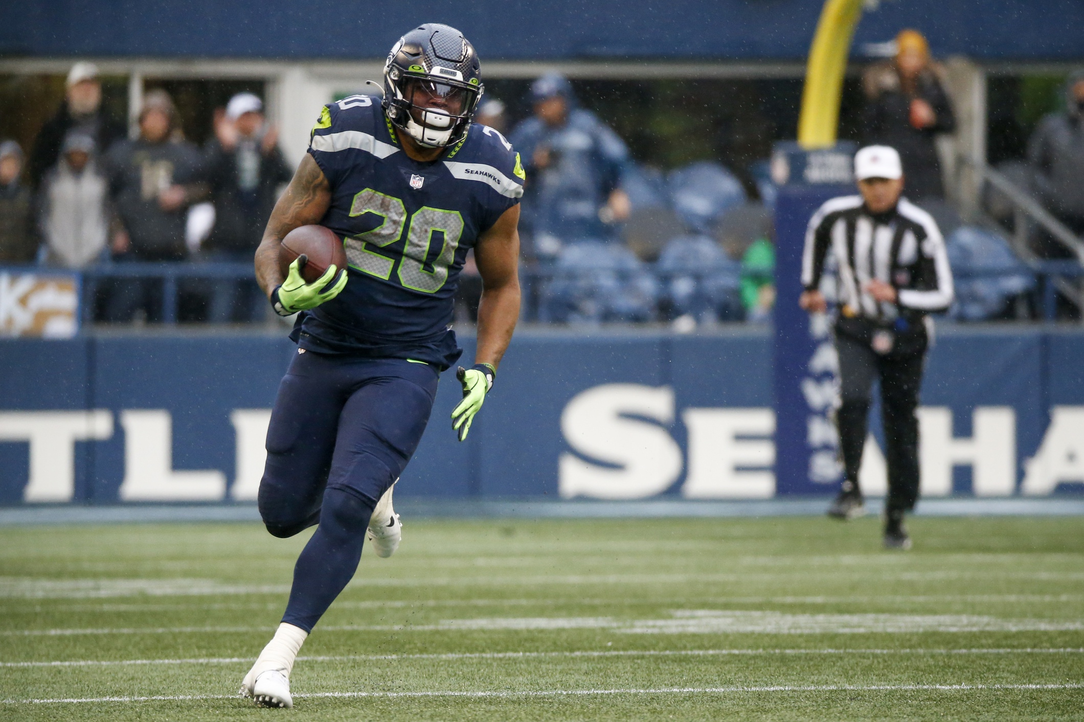 2023 NFL Free Agency Grades: Rashaad Penny to Eagles, Allen Lazard to Jets,  and More