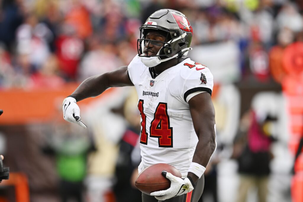 Chris Godwin fantasy football profile: 2022 NFL predictions - DraftKings  Network