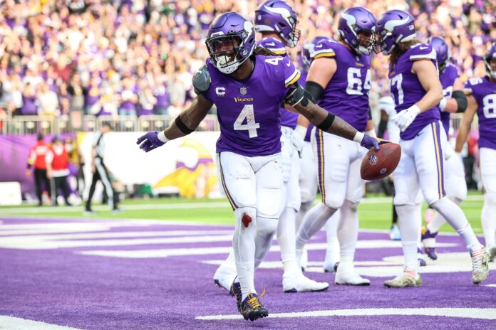 Dalvin Cook celebrates his touchdown against the New York Jets.