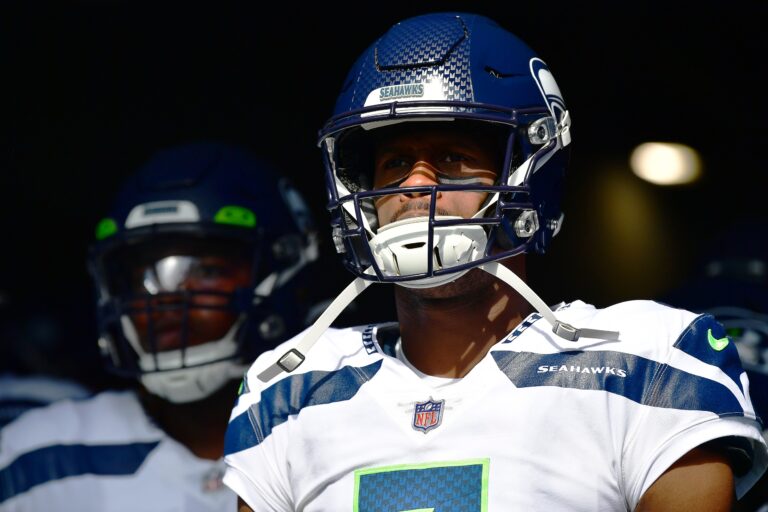 Mistake-prone Seahawks do very little right in uncharacteristic 37