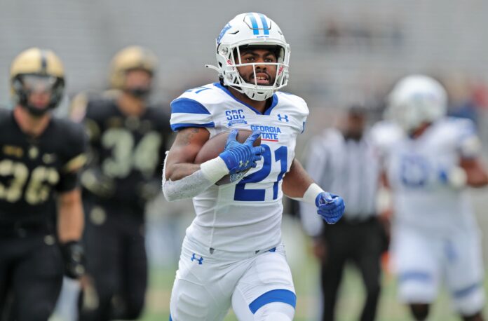 Georgia State Panthers running back Jamyest Williams (21) runs for a touchdown.