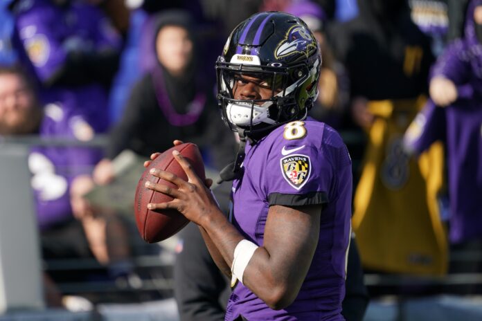 Baltimore Ravens quarterback Lamar Jackson (8) in action against