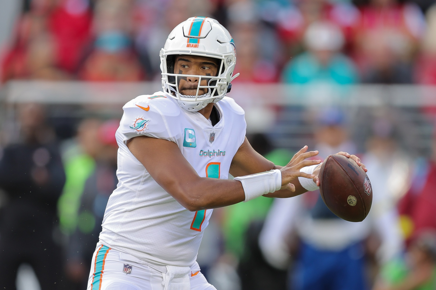Tua Tagovailoa: Miami Dolphins QB preparing to start Week Seven game  against Pittsburgh Steelers after clearing concussion protocol, NFL News