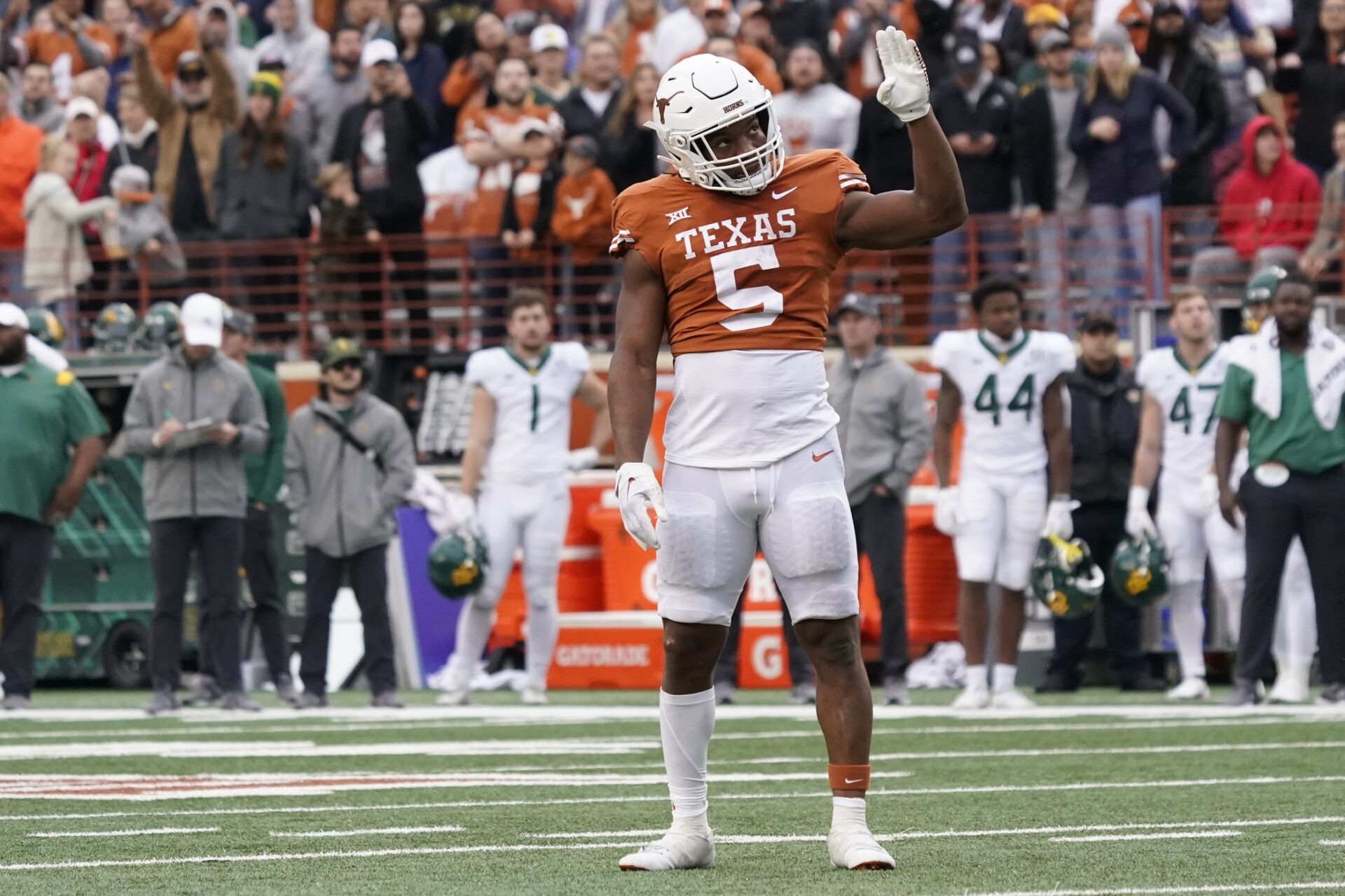 Bijan Robinson draft projection: Will Texas RB slip down for