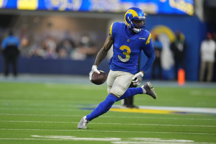 New Baltimore Ravens WR Odell Beckham Jr. (3) carries the ball in a game while with the Rams.