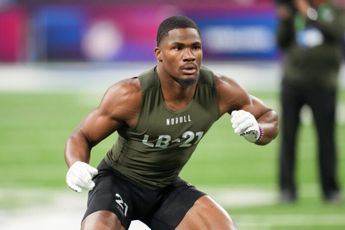 Anfernee Orji participates in drills during the NFL Combine at Lucas Oil Stadium.