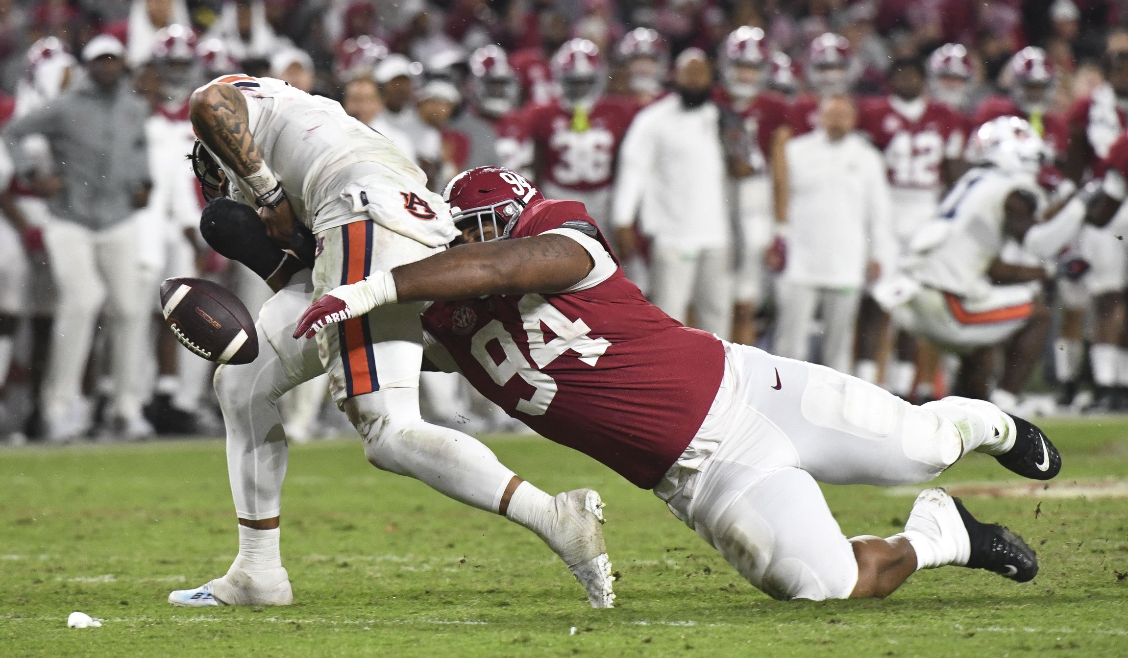 Jalen Hurts named ASWA Pro Athlete of the Year