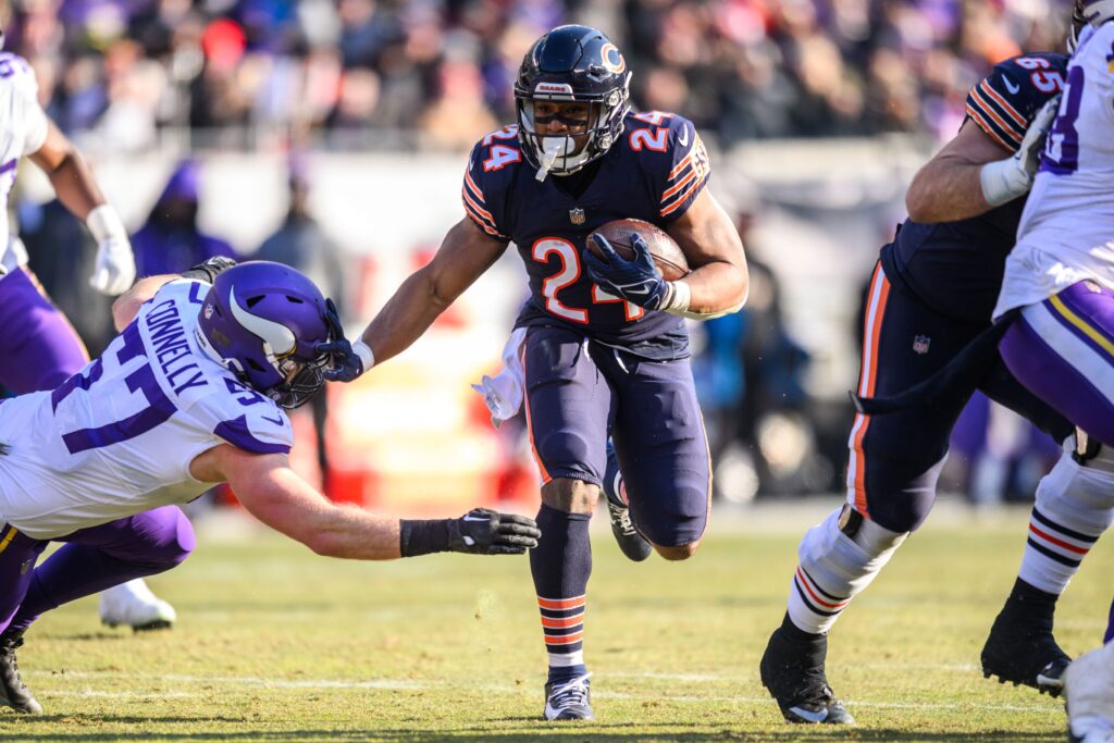 How Khalil Herbert and the Bears' offensive line ran over the Texans - The  Athletic