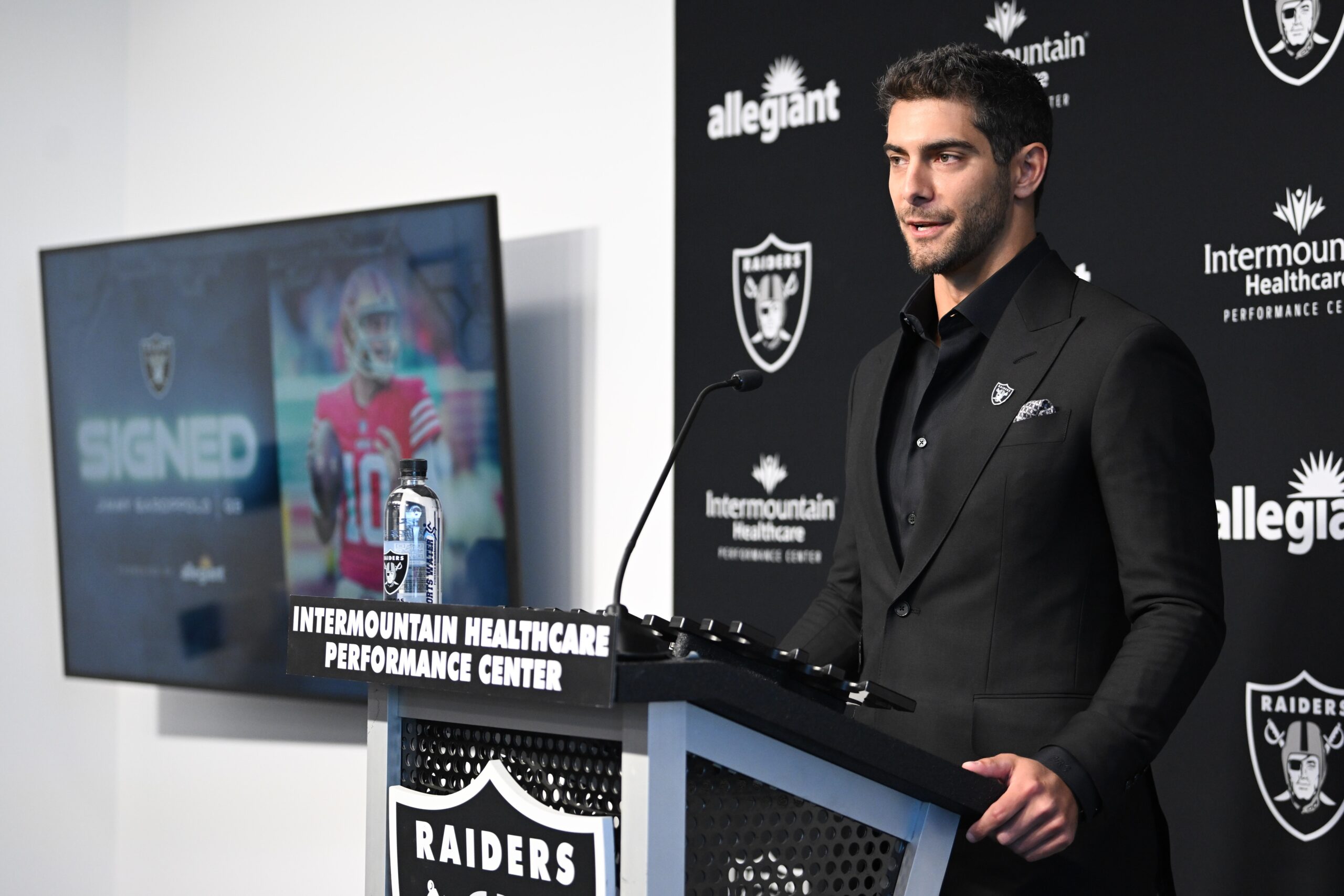 Las Vegas Raiders rejoice! Jimmy Garoppolo finally cleared medical exams