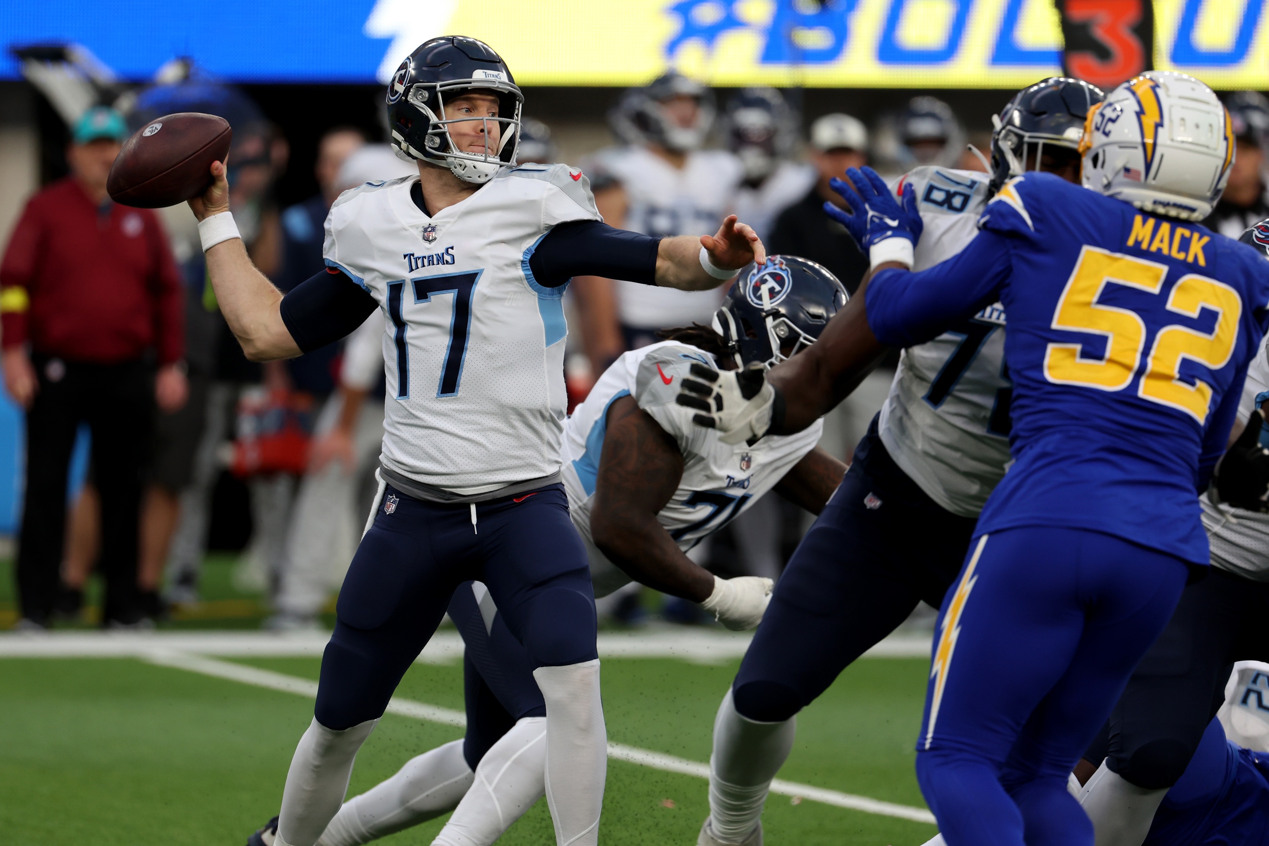 Tom Brady or Ryan Tannehill? Using 2019 to judge Titans' best QB