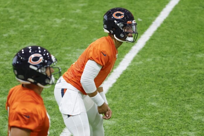 Chicago Bears QB Justin Fields during drills at the Bears' OTAs in 2022.