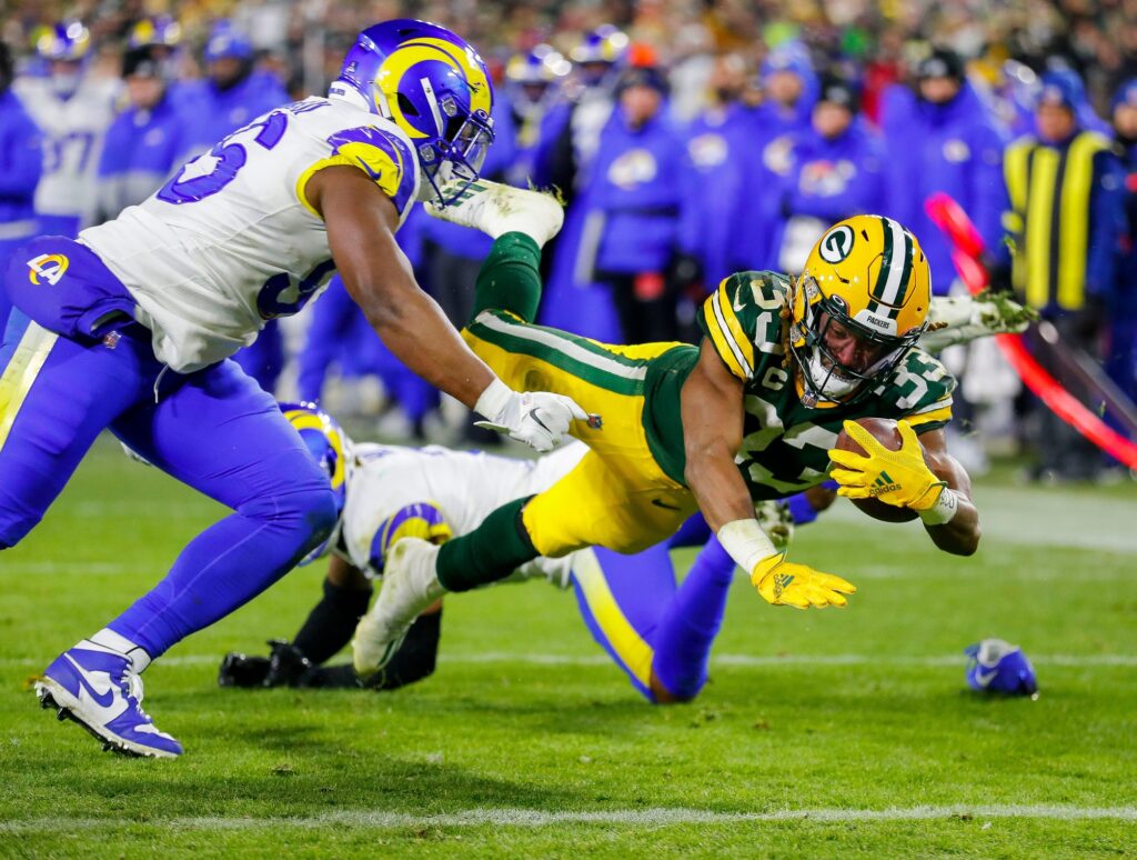 Aaron Jones Fantasy Projections: Should You Draft Jones in Fantasy This  Year?