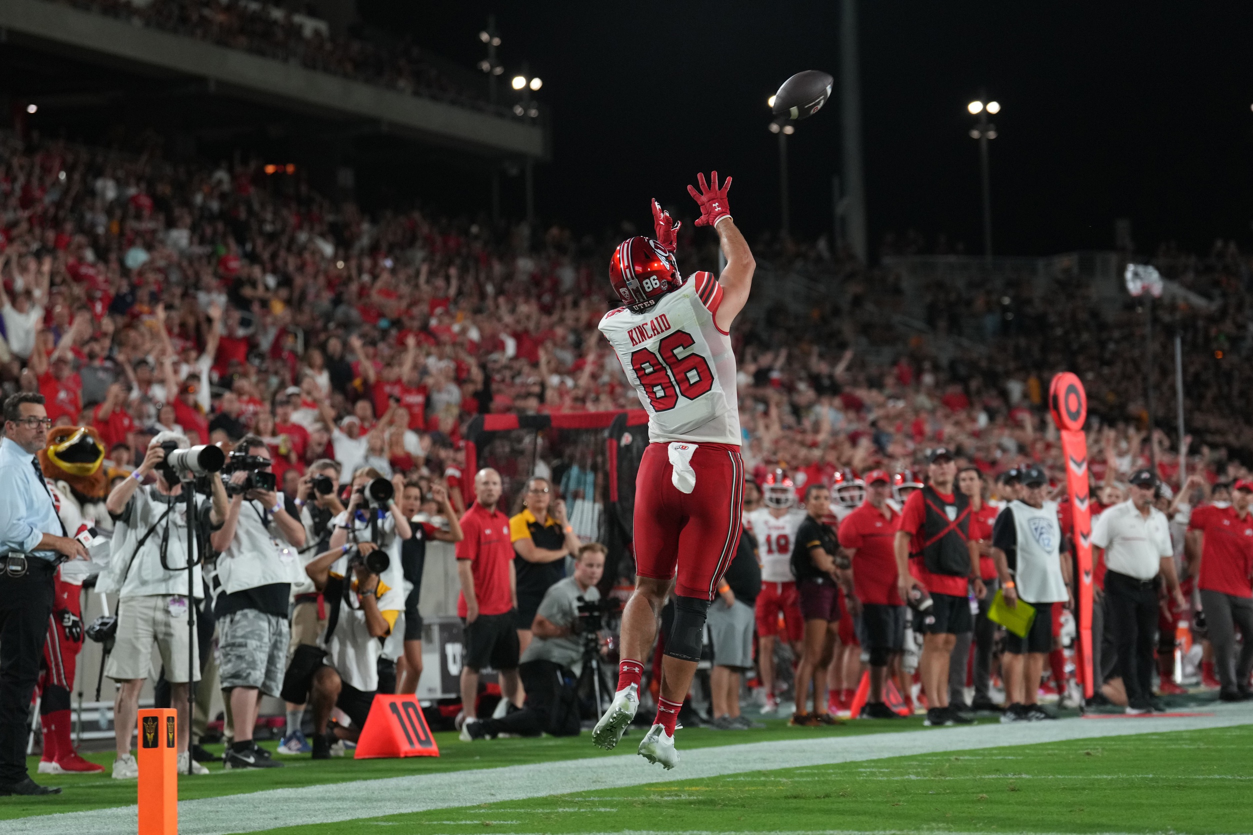 First-round pick Dalton Kincaid ends long Bills search for pass-catching  tight end, Sports