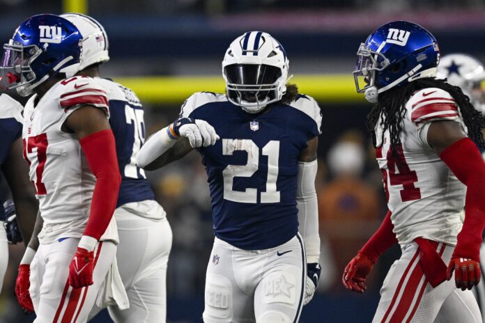 Dallas Cowboys running back Ezekiel Elliott runs with the ball