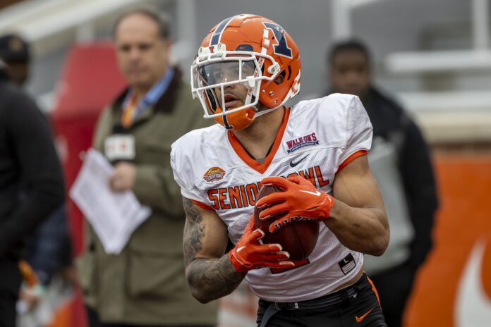 Illinois RB Chase Brown (2) practices during Senior Bowl week.